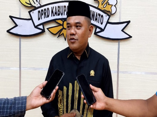 Nasir Giasi Ketua DPRD Pohuwato